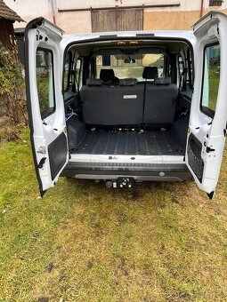 Ford tourneo connect 5míst - 3