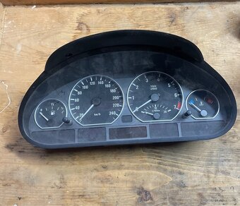 Díly BMW E46 320i 125Kw - 3