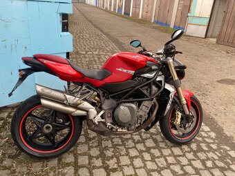 Mv Agusta Brutale 989R - 3
