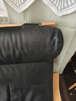Kožené křeslo poang s podnožkou Ikea - 3