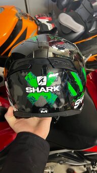 Shark Helma - 3