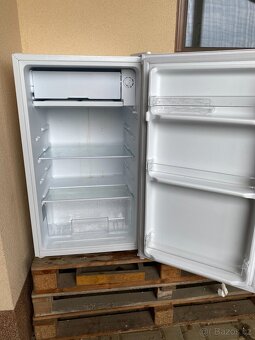 Prodám ledničku SIGURO SGR-TT-D160W, 90 l - 3