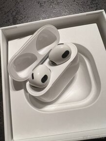 Apple AirPods3 with Lightning Charging Case - 3