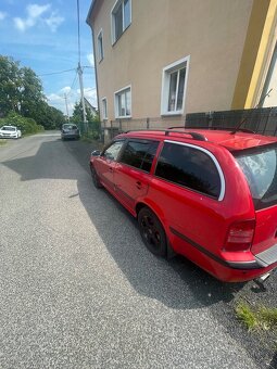 Škoda Octavia Combi RS 1.8T - 3