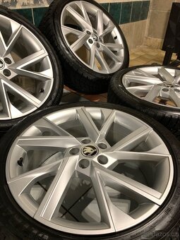 Alu kola Škoda SCALA R18 5X100 ZÁNOVNÍ ZIMNÍ PNEU 205/45 R18 - 3