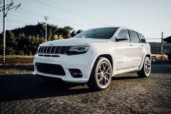 JEEP GRAND CHEROKEE SRT 6.4 V8 - 3