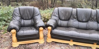 Kožená sedací souprava 3+1+1 s masivnim dubovým dřevem - 3