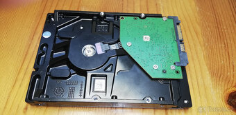 Western Digital 500GB a Seagate barracuda 1TB - 3