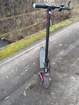 Elektrokoloběžka Sencor X20 - 3