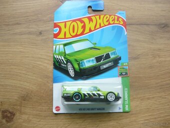 AUTÍČKA HOT WHEELS - 3