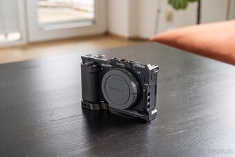 Sony Alpha ZV-E10 - 3