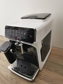 Philips EP3243/50 LatteGo plně automatický kávovar - 3