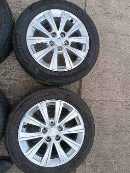 Peugeot 308 - disky 7x16 et44 + letní 205/55/16 - 3