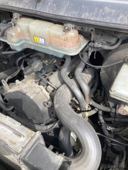 Motor Iveco Daily 2,3 r.v 2009 85 kW - 3