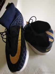 Nike - 3