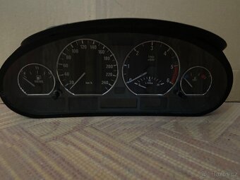 Budíky z e46 a e39 - 3