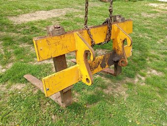 Paletizační vidle JCB - 3