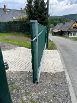 Vjezdová brána + branka - 3