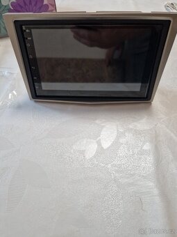 7" Android autorádio s GPS 2 a 32GB Opel Zafira - 3