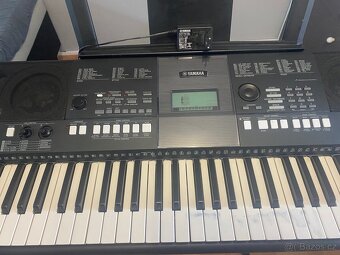 Klávesy Yamaha PSR E423 - 3