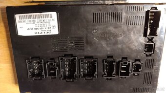 Jednotky SAM na Mercedes ML - w164, GL - x164, R - w251 - 3