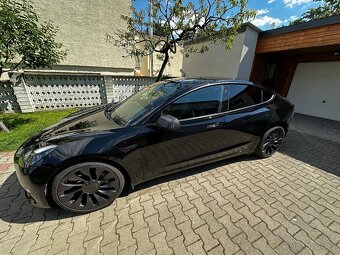 Tesla model 3 Long Range 2021 Refresh Odpocet DPH - 3
