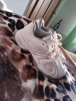 Wilson kaos boty - 3