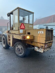 Hon UN 053.1 ČELNÍ NAKLADAČ - 3
