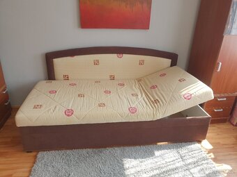 Válenda s úložním prostorem - 3