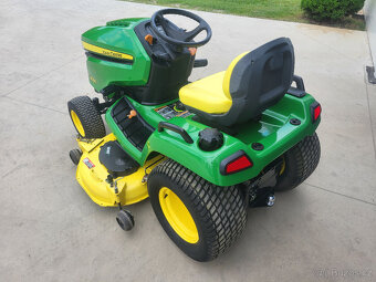 Zahradní traktor sekačka John deere x500 - 3
