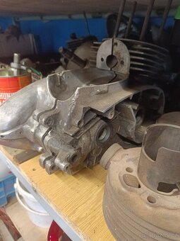 Díly Jawa 250 - 3