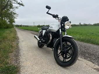 Moto guzzi V7 Stone - 3