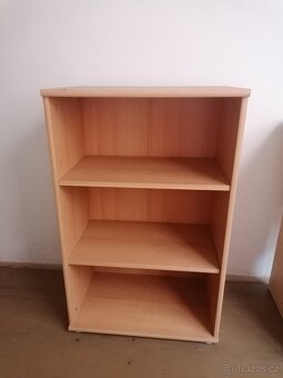 Psací stůl a skříňky - 3