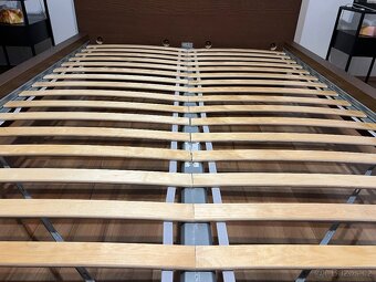 Postel MALM IKEA 140x200cm - 3