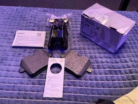 BMW M5 M8 X5M X6M zadní originální brzdové destičky - 3