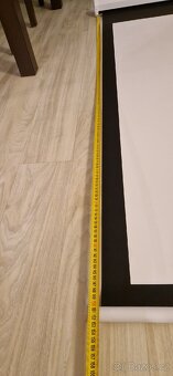 Roletové projekční plátno 106" - 3