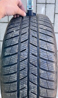 Karoq - 215/50 R18 - 4x zimní Barum 8-9mm, DOT4823 - 3