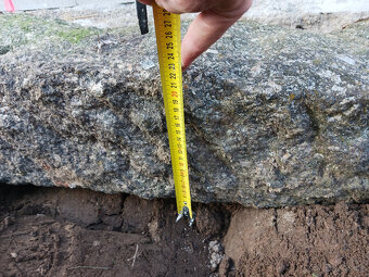 Kamenný sloupek - 3