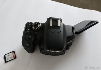 Prodám canon EOS 800D+objektiv - 3