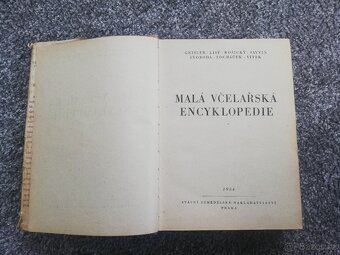 Malá včelařská encyklopedie - 3