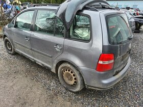 VW Touran 2004 2,0TDI MAN 6kvalt - DILY z VOZU - 3
