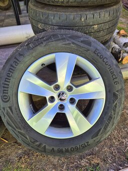 Letní sada Škoda Superb III 5x112 R16 215/60R16 - 3