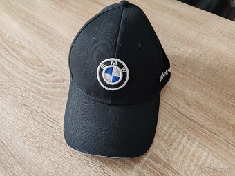 Prodám novou kšiltovku Bmw - 3