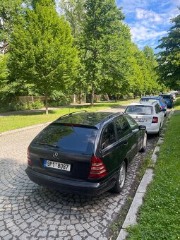 Mercedes Benz C - 3