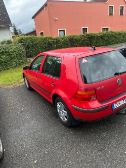Golf 4 1998 1,6 benzin (Nová STK) 27/3 - 3