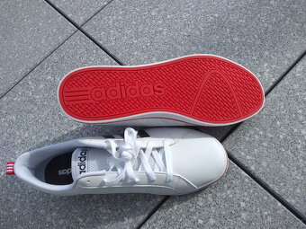 ADIDAS 46 2/3 - 3