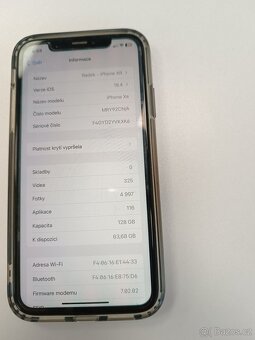 iPhone XR - 3