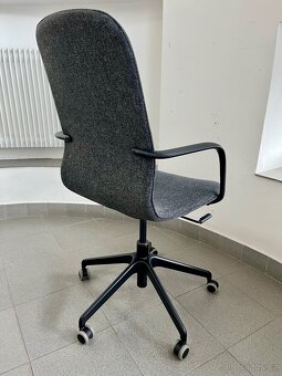 kancelářská židle IKEA Langfjall - šedočerná - 3