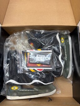 lední hokejové brusle Easton Z-Air Hockey Skates ('99 model - 3