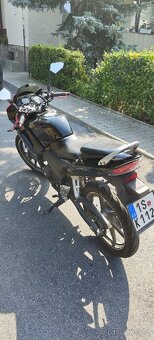 Honda CBR 125r 2008 JC39E - 3